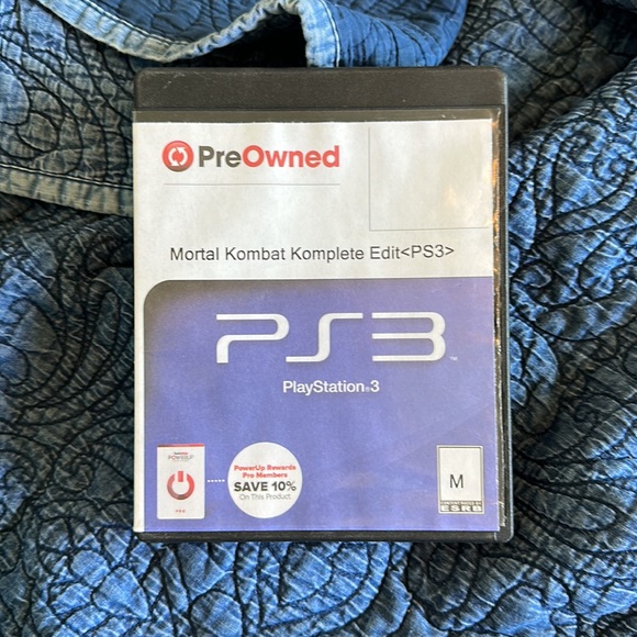 Mortal Kombat Komplete Edition for PLAYSTATION 3 - Picture 2 of 2